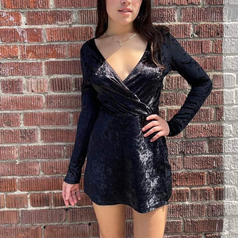 Garage black velvet Romper sz xs